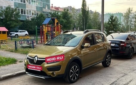Renault Sandero II рестайлинг, 2015 год, 920 000 рублей, 2 фотография