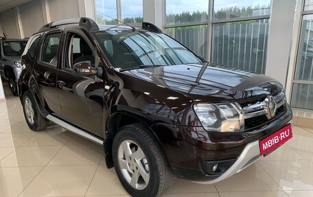 Renault Duster I рестайлинг, 2017 год, 1 489 000 рублей, 2 фотография