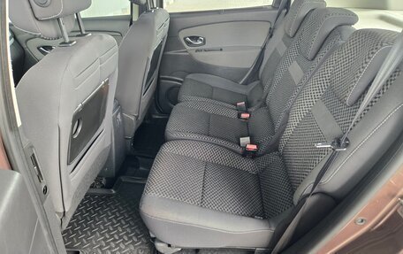 Renault Scenic III, 2011 год, 690 000 рублей, 16 фотография