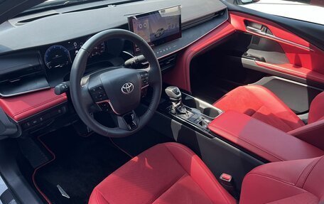 Toyota Camry, 2024 год, 4 250 000 рублей, 10 фотография