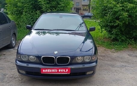 BMW 5 серия, 2000 год, 500 000 рублей, 1 фотография
