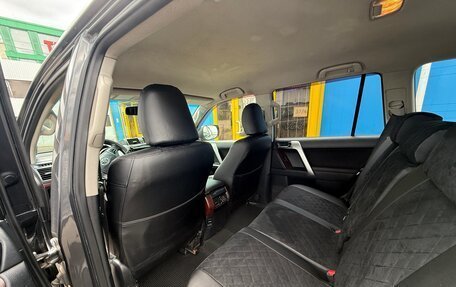 Toyota Land Cruiser Prado 150 рестайлинг 2, 2015 год, 3 750 000 рублей, 9 фотография