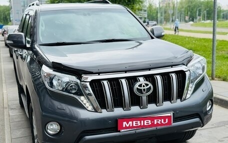 Toyota Land Cruiser Prado 150 рестайлинг 2, 2015 год, 3 750 000 рублей, 3 фотография