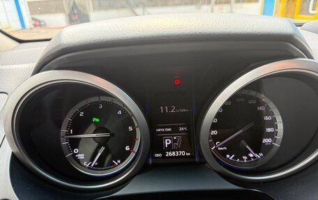 Toyota Land Cruiser Prado 150 рестайлинг 2, 2015 год, 3 750 000 рублей, 14 фотография