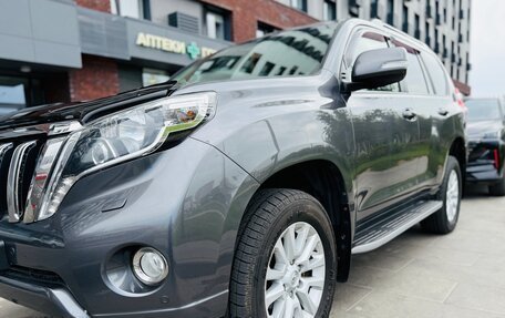 Toyota Land Cruiser Prado 150 рестайлинг 2, 2015 год, 3 750 000 рублей, 16 фотография