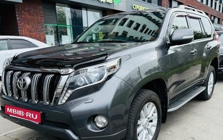 Toyota Land Cruiser Prado 150 рестайлинг 2, 2015 год, 3 750 000 рублей, 2 фотография