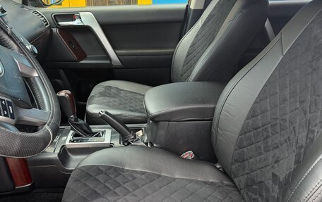 Toyota Land Cruiser Prado 150 рестайлинг 2, 2015 год, 3 750 000 рублей, 17 фотография