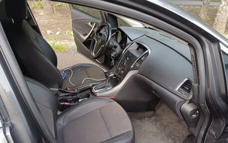 Opel Astra J, 2011 год, 750 000 рублей, 9 фотография
