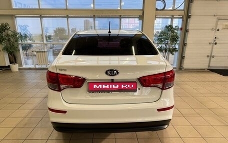 KIA Rio III рестайлинг, 2016 год, 950 000 рублей, 4 фотография