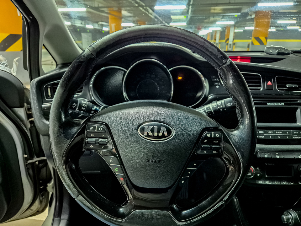 KIA cee'd II, 2012 год, 1 050 000 рублей, 9 фотография