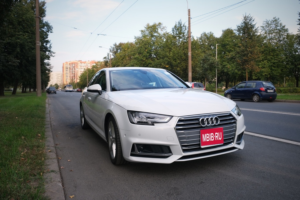 Audi A4 B9, 2019 год, 3 400 000 рублей, 1 фотография