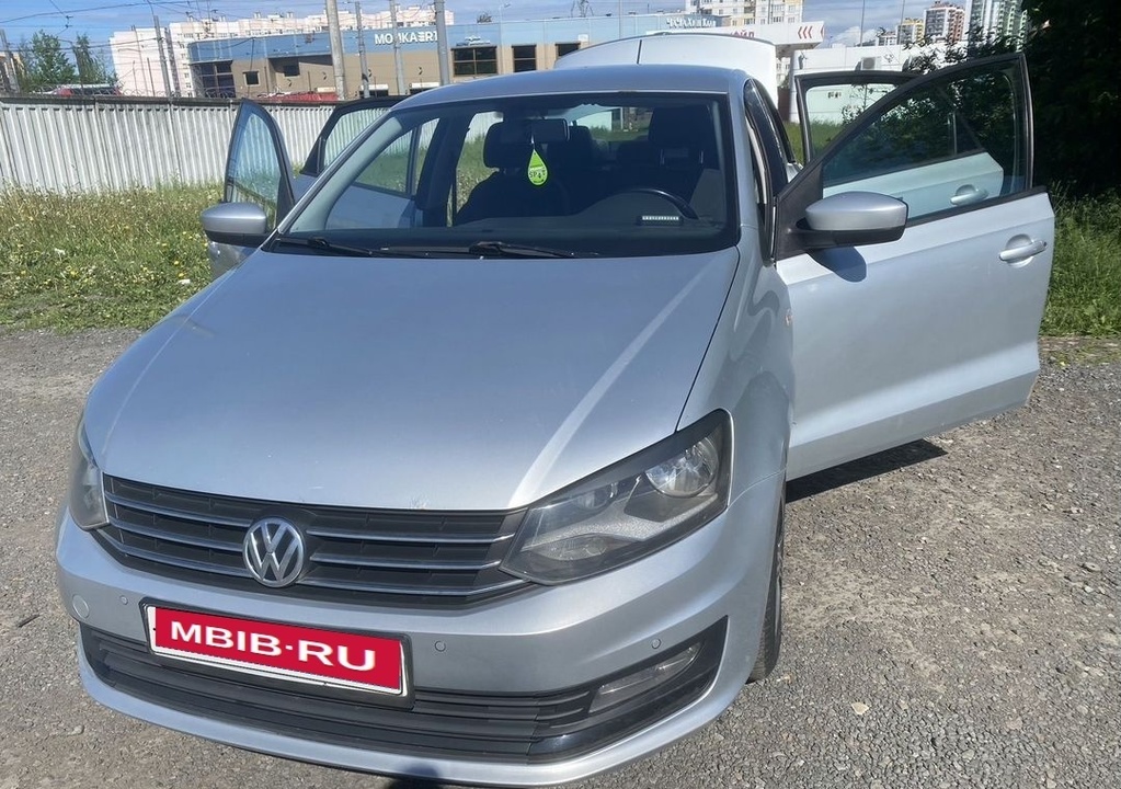Volkswagen Polo, 2015 год, 750 000 рублей, 2 фотография
