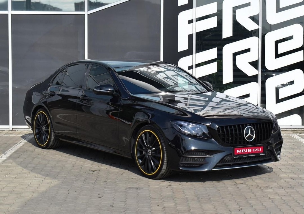Mercedes-Benz E-Класс, 2018 год, 3 530 000 рублей, 1 фотография