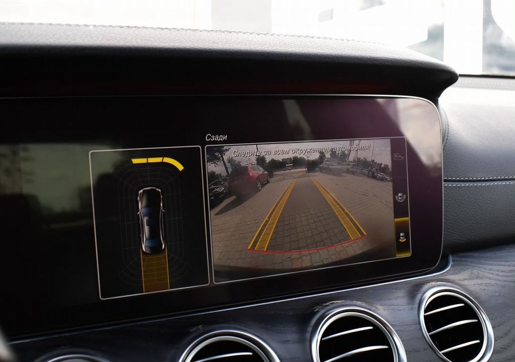 Mercedes-Benz E-Класс, 2018 год, 3 530 000 рублей, 16 фотография