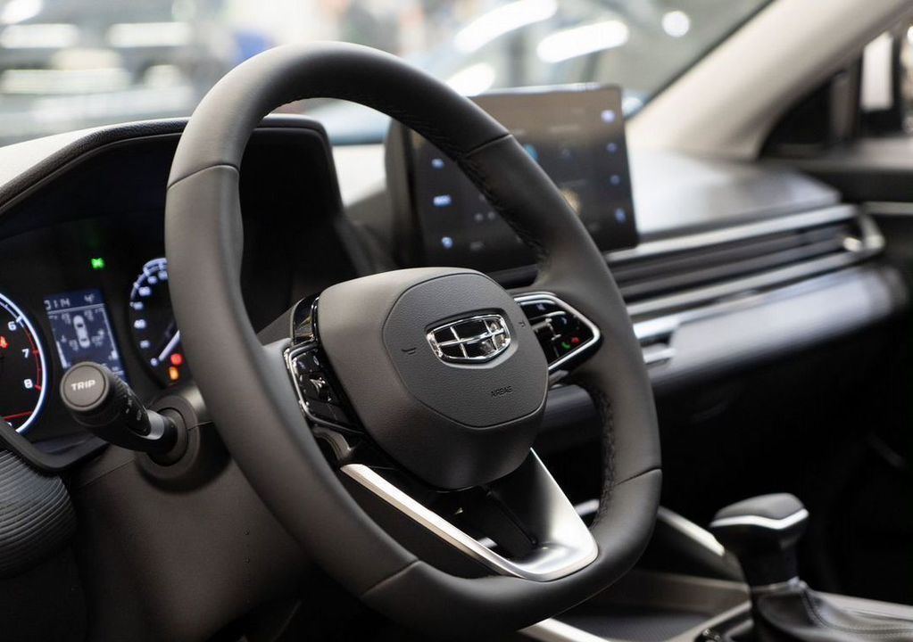 Geely Emgrand, 2024 год, 1 770 990 рублей, 7 фотография