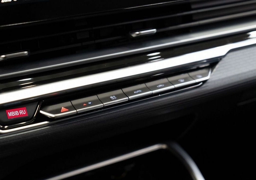Geely Emgrand, 2024 год, 1 770 990 рублей, 18 фотография