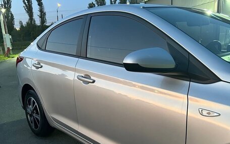 Hyundai Solaris II рестайлинг, 2021 год, 1 640 000 рублей, 9 фотография