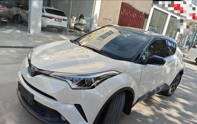 Toyota C-HR I рестайлинг, 2021 год, 2 110 000 рублей, 1 фотография