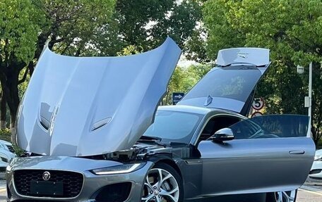 Jaguar F-Type I рестайлинг 2, 2021 год, 4 700 000 рублей, 1 фотография