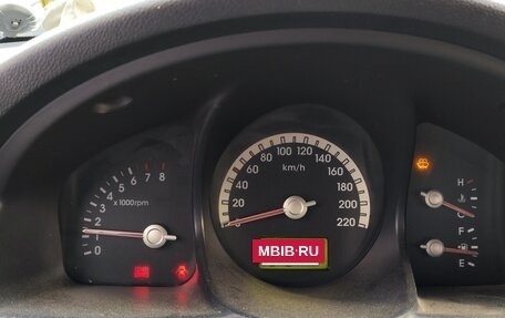 KIA Sportage II, 2007 год, 11 фотография