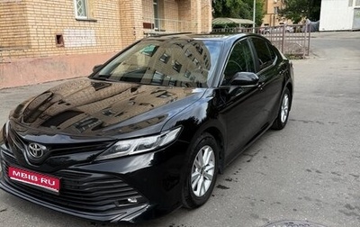 Toyota Camry, 2020 год, 2 300 000 рублей, 1 фотография