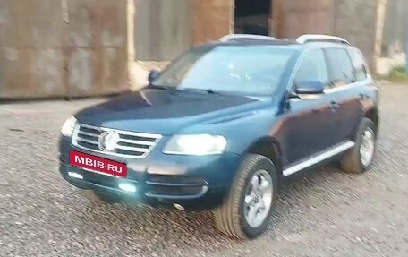 Volkswagen Touareg III, 2005 год, 870 000 рублей, 2 фотография