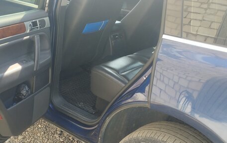 Volkswagen Touareg III, 2005 год, 870 000 рублей, 19 фотография