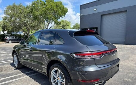 Porsche Macan I рестайлинг, 2021 год, 4 981 500 рублей, 2 фотография