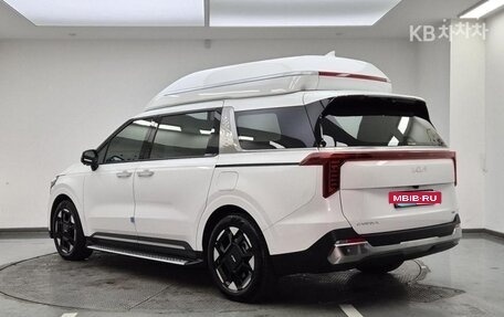 KIA Carnival, 2025 год, 6 760 000 рублей, 3 фотография