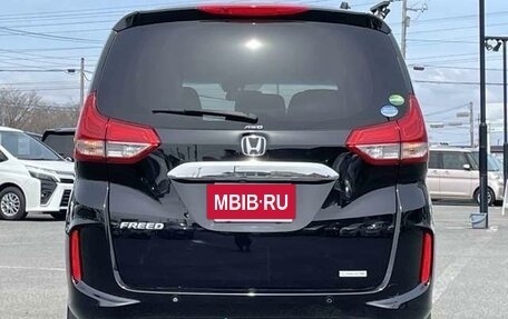 Honda Freed II, 2022 год, 1 309 000 рублей, 4 фотография
