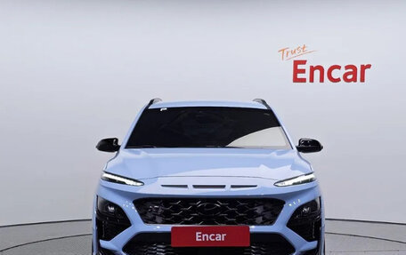 Hyundai Kona I, 2022 год, 1 305 000 рублей, 3 фотография