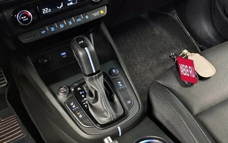 Hyundai Kona I, 2022 год, 1 305 000 рублей, 6 фотография
