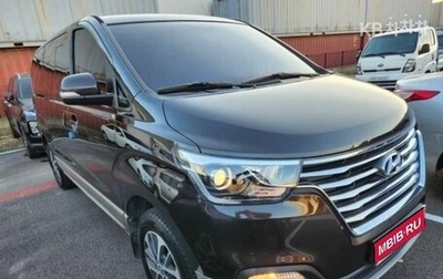 Hyundai Grand Starex Grand Starex I рестайлинг 2, 2020 год, 2 735 000 рублей, 1 фотография