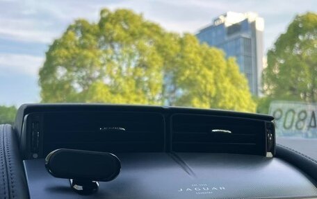 Jaguar F-Type I рестайлинг 2, 2021 год, 4 700 000 рублей, 14 фотография