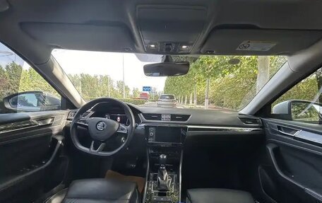 Skoda Superb III рестайлинг, 2020 год, 1 907 000 рублей, 8 фотография