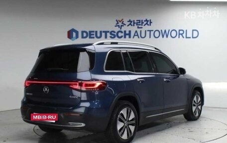 Mercedes-Benz EQB, 2022 год, 4 890 000 рублей, 4 фотография
