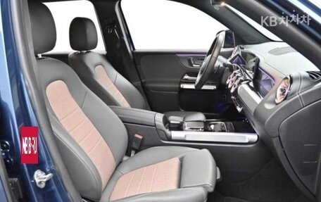 Mercedes-Benz EQB, 2022 год, 4 890 000 рублей, 15 фотография