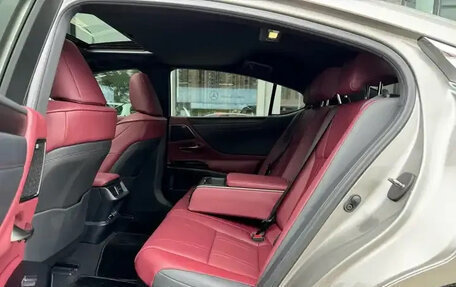 Lexus ES VII, 2022 год, 3 450 080 рублей, 13 фотография