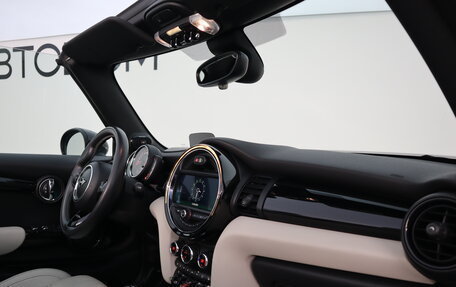 MINI Cabrio, 2019 год, 2 890 000 рублей, 13 фотография