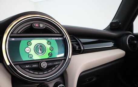 MINI Cabrio, 2019 год, 2 890 000 рублей, 16 фотография