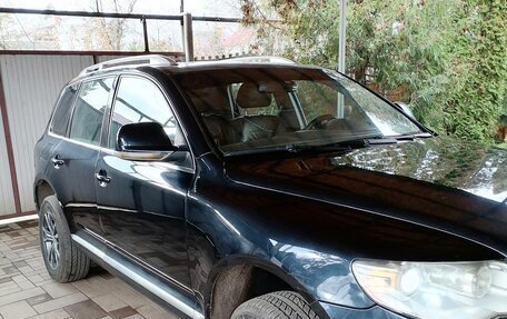 Volkswagen Touareg III, 2007 год, 850 000 рублей, 2 фотография
