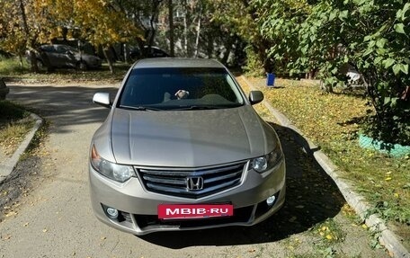 Honda Accord VII рестайлинг, 2008 год, 900 000 рублей, 2 фотография