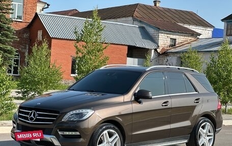 Mercedes-Benz M-Класс, 2013 год, 2 299 000 рублей, 2 фотография