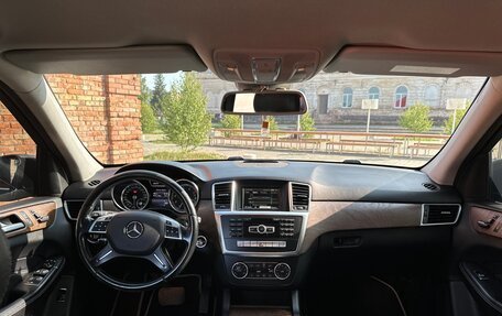 Mercedes-Benz M-Класс, 2013 год, 2 299 000 рублей, 32 фотография