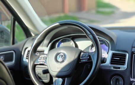 Volkswagen Touareg III, 2017 год, 3 290 000 рублей, 11 фотография