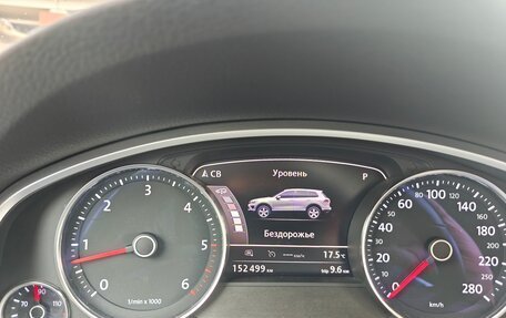 Volkswagen Touareg III, 2017 год, 3 290 000 рублей, 25 фотография