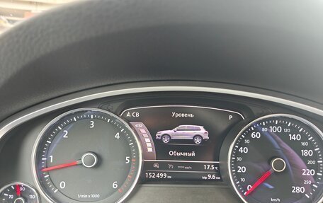 Volkswagen Touareg III, 2017 год, 3 290 000 рублей, 28 фотография