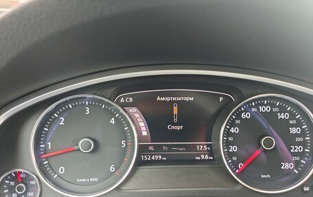 Volkswagen Touareg III, 2017 год, 3 290 000 рублей, 29 фотография