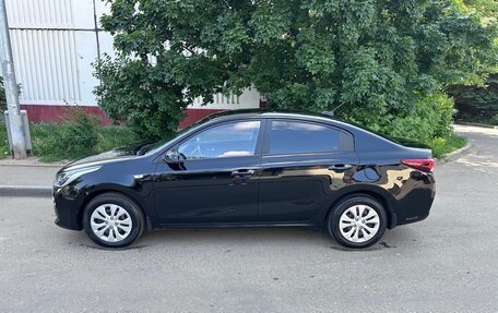 KIA Rio IV, 2018 год, 1 290 000 рублей, 3 фотография