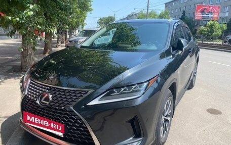 Lexus RX IV рестайлинг, 2021 год, 6 000 000 рублей, 3 фотография
